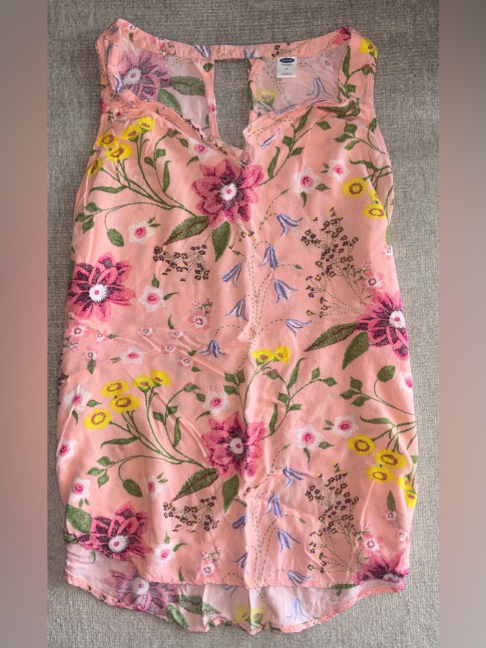 Old Navy Floral Tank Top Pink Sleeveless Blouse Keyhole Neck Size Medium